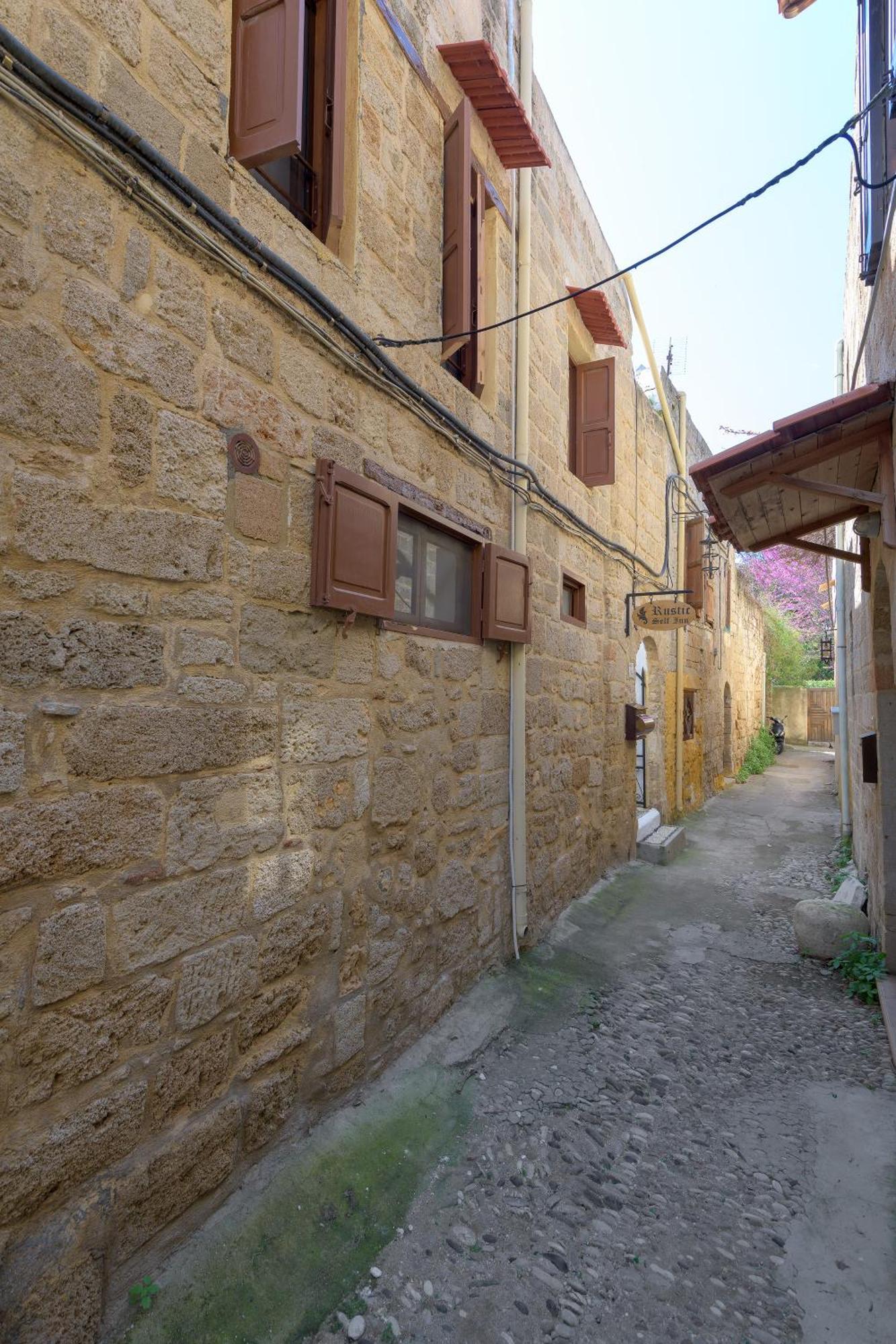 Rustic Self-Inn Rhodes City Exterior photo